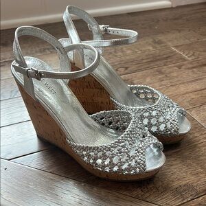 Nine West Silver Wedges 8M